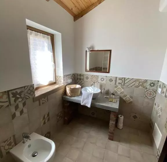ホテル Cascina Maina