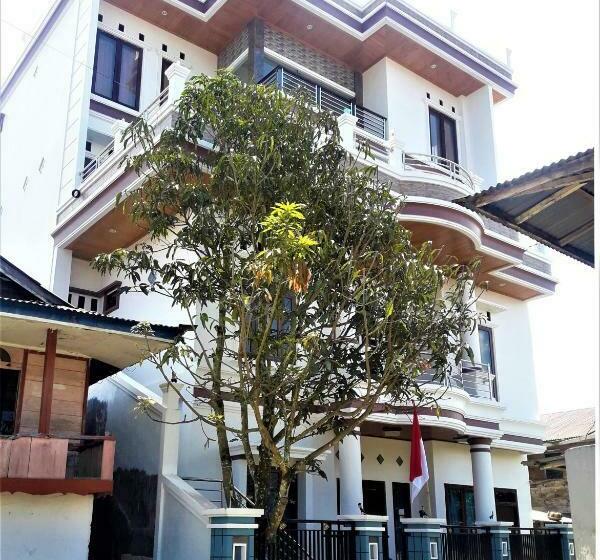 בית מלון כפרי Toraja Lodge