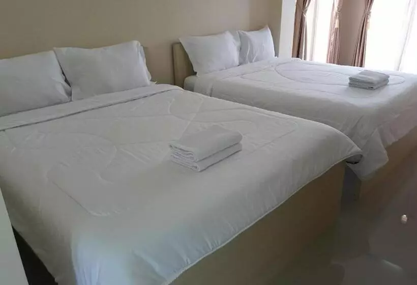 ホテル Toraja Lodge