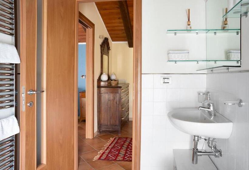 La Corte Di Langa Alloggio Topazio