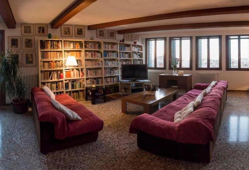 پانسیون Alloggio Casa Loredan