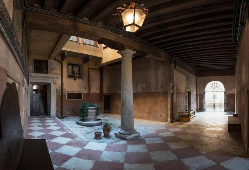 پانسیون Alloggio Casa Loredan