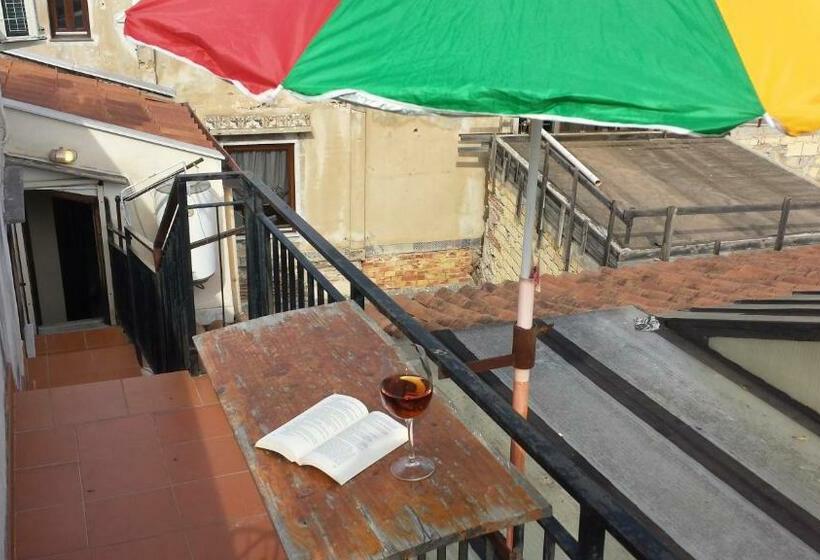 پانسیون Attico San Domenico