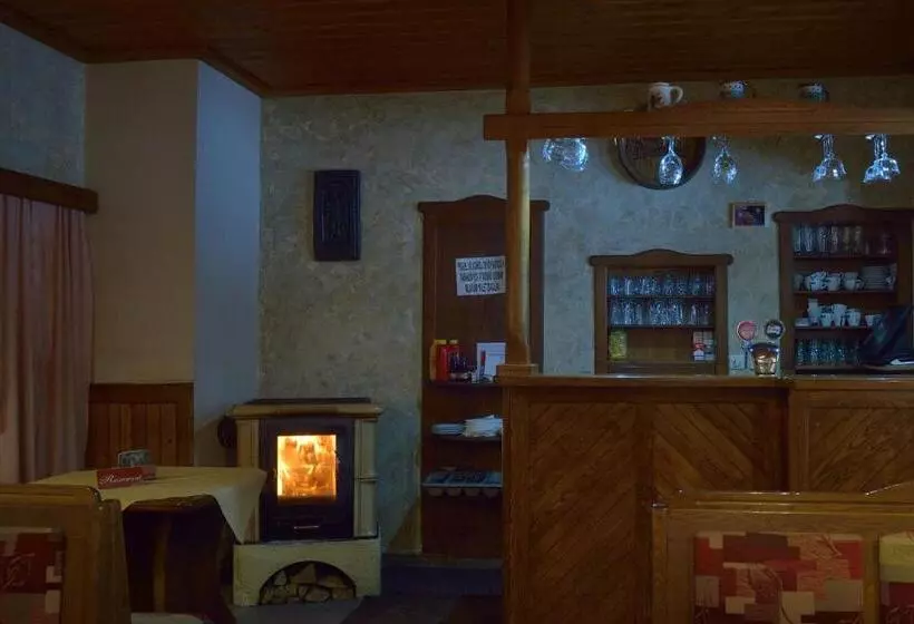 Majatalo Penzion Hubert