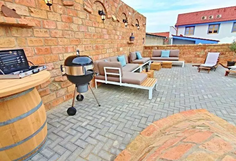 ペンション Penzion Jako Víno