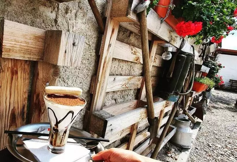 ペンション Penzion Jako Víno