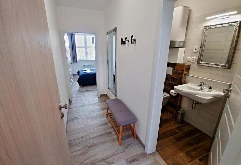 بنسيون Penzion Jako Víno