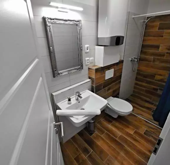 ペンション Penzion Jako Víno