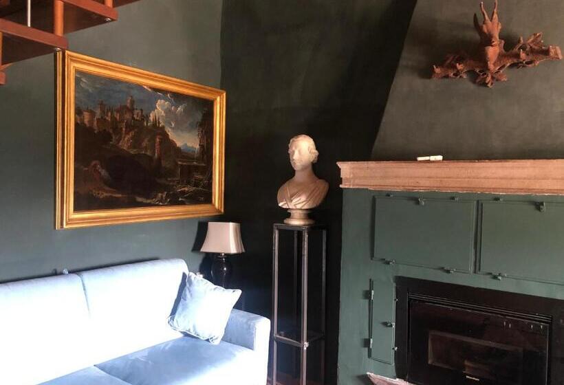 بنسيون Torre Caetani Night In A Medieval Tower