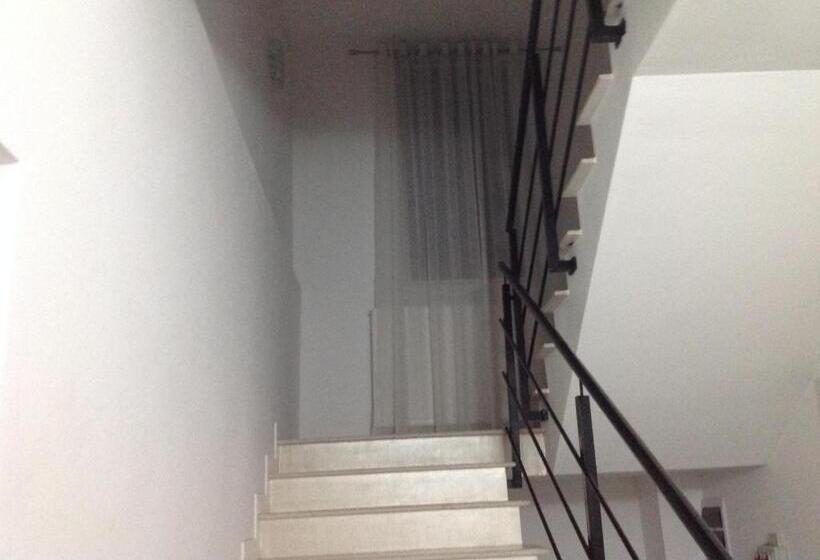 Pensiunea Alexandra Livia