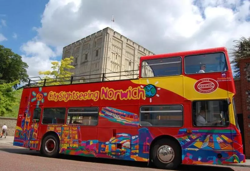 Stylish  2 Bed  Heart Of The City   Parking  Wi Fi  Award Winning  Grade Ii Listed