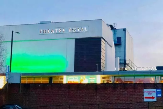 Stylish  2 Bed  Heart Of The City   Parking  Wi Fi  Award Winning  Grade Ii Listed