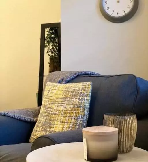 Stylish  2 Bed  Heart Of The City   Parking  Wi Fi  Award Winning  Grade Ii Listed