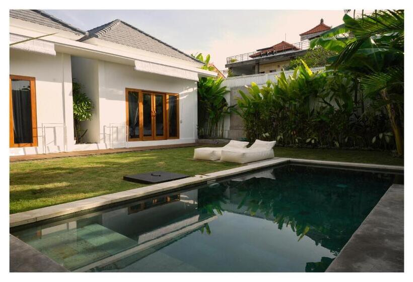 Exclusive Design Villa With Private Pool