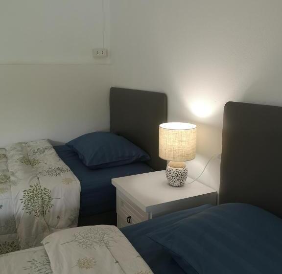 Hostel บ้านในสวนรีสอร์ทbannnaisuan Resort