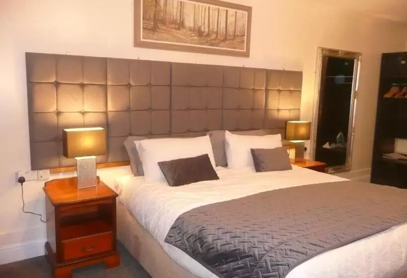 Retkeilymaja Noble Lands