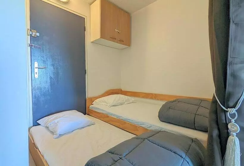 Appartement Proche Port Et Mer Avec Wifi Et Climatisation