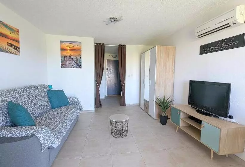 Appartement Proche Port Et Mer Avec Wifi Et Climatisation
