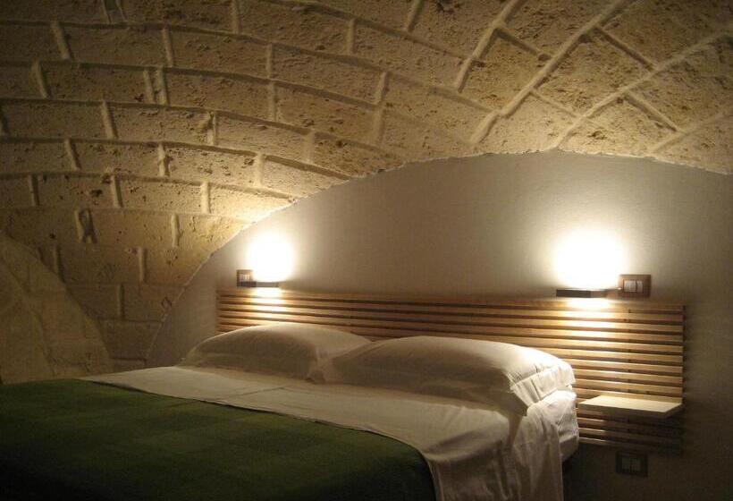 تختخواب و صبحانه Antico Molino