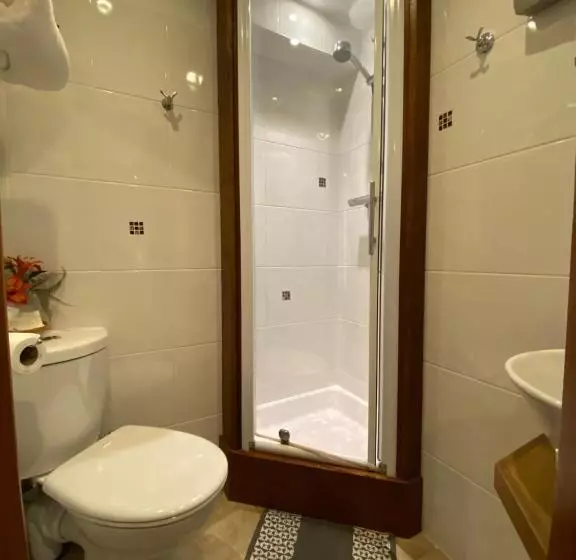 Aamiaismajoitus (B&B) Broad Croft House