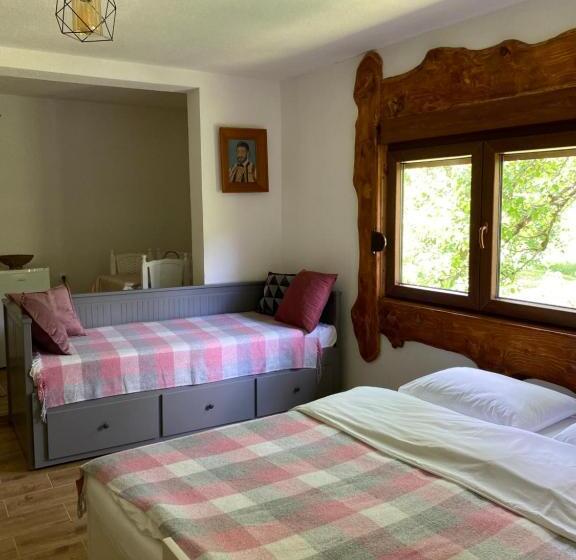 Farmstead Green Haven