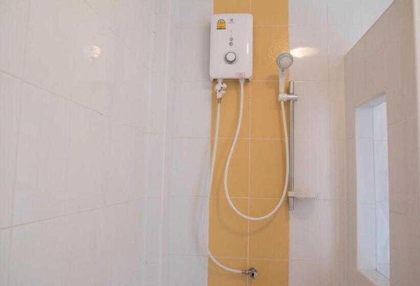 هتل Grand Place Resort