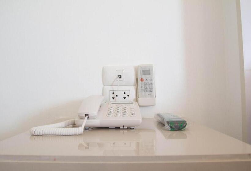 هتل Grand Place Resort