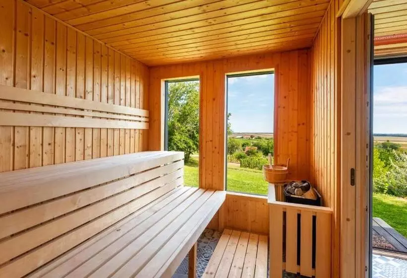 Majatalo Borárium Vendégházak   Zen Gő Ház