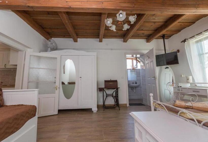 بنسيون Gádoros Vendégház