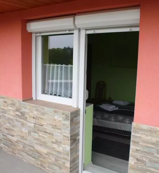 پانسیون Kedvenc Vendégház