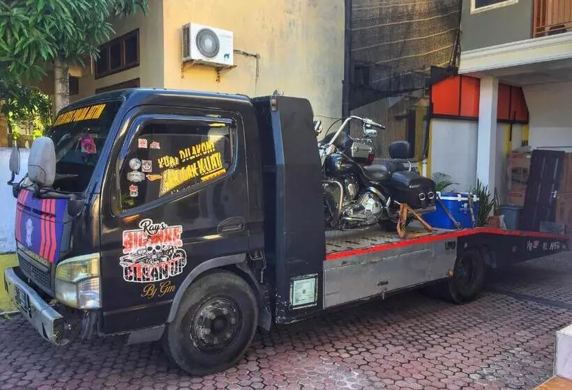 Majatalo Pondok Simpang Tiga