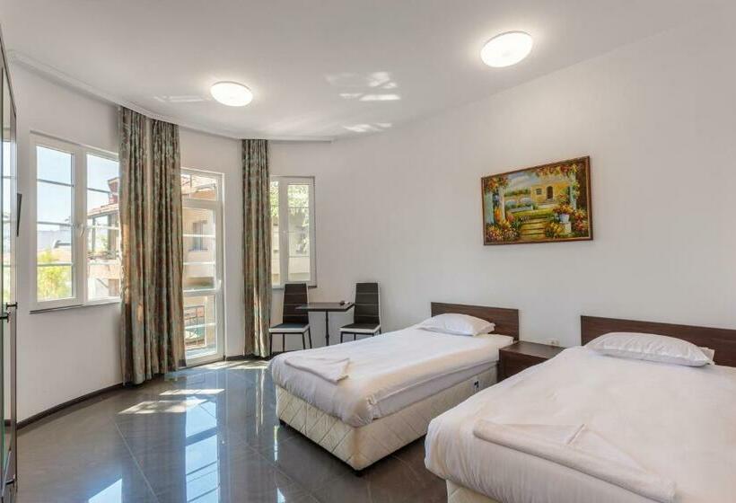 پانسیون Seaside Guest Rooms