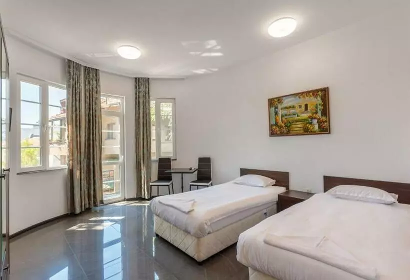 پانسیون Seaside Guest Rooms