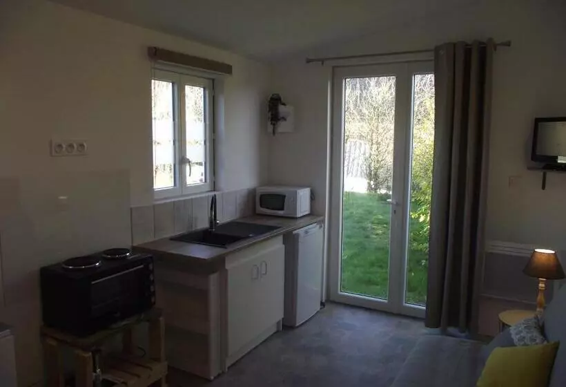 Pétale De Roz Au Pied Du Mont Saint Michel