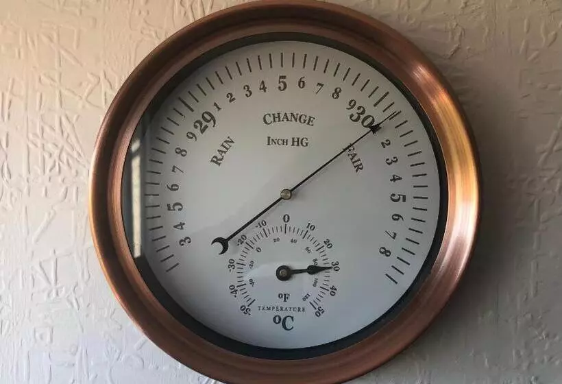 Quirky Loft Apartment In Paignton With Sea Views