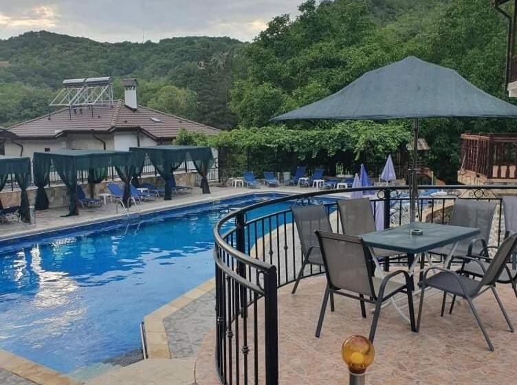 渡假胜地  комплекс рожена, хотел, хотелски комплекс рожена