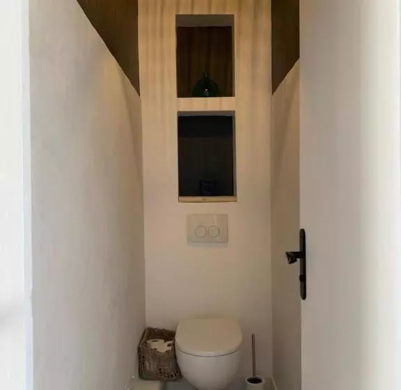 Superbe Appartement Avec Parking Gratuit Sur Place