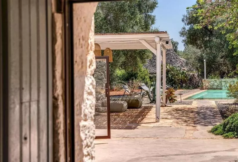 Trulli Cicale E Olive