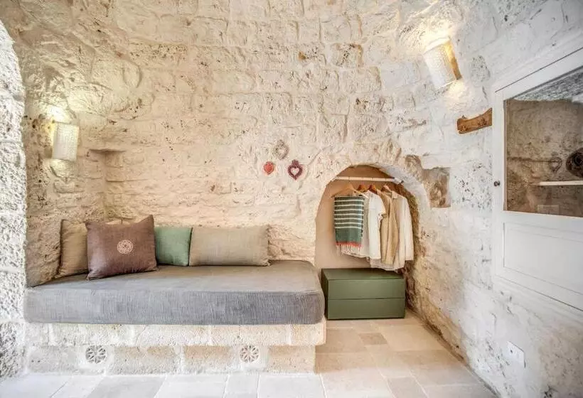 Trulli Cicale E Olive