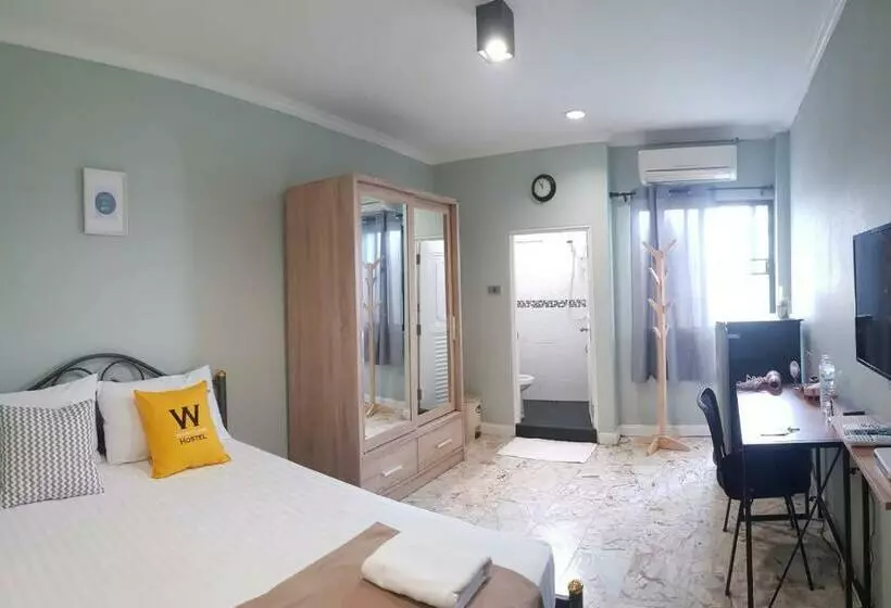 Wang Lang Hostel