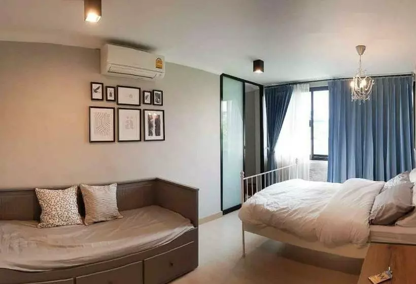 Wang Lang Hostel