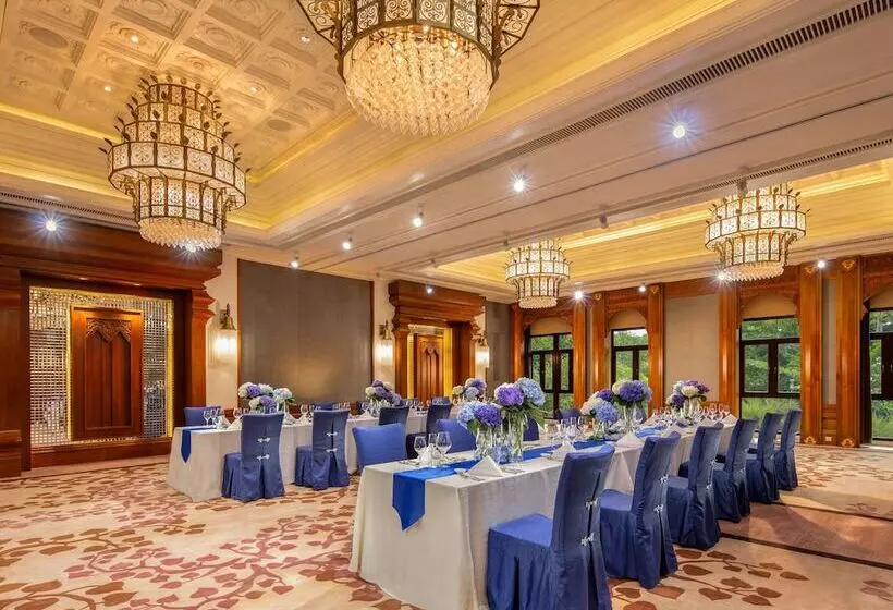 호텔 Anantara Xishuangbanna Resort