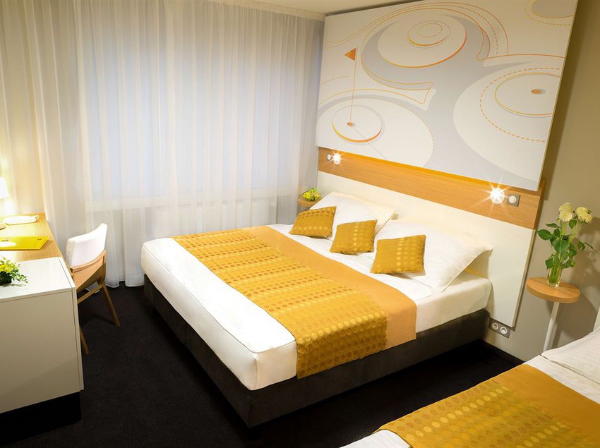 هتل Golf Depandance