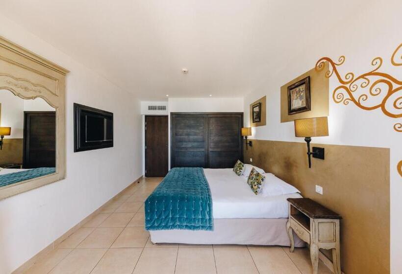 هتل Hôtel Liberata & Spa