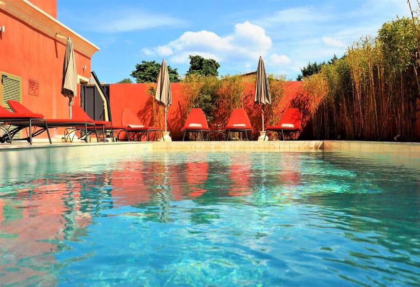 هتل Hôtel Liberata & Spa