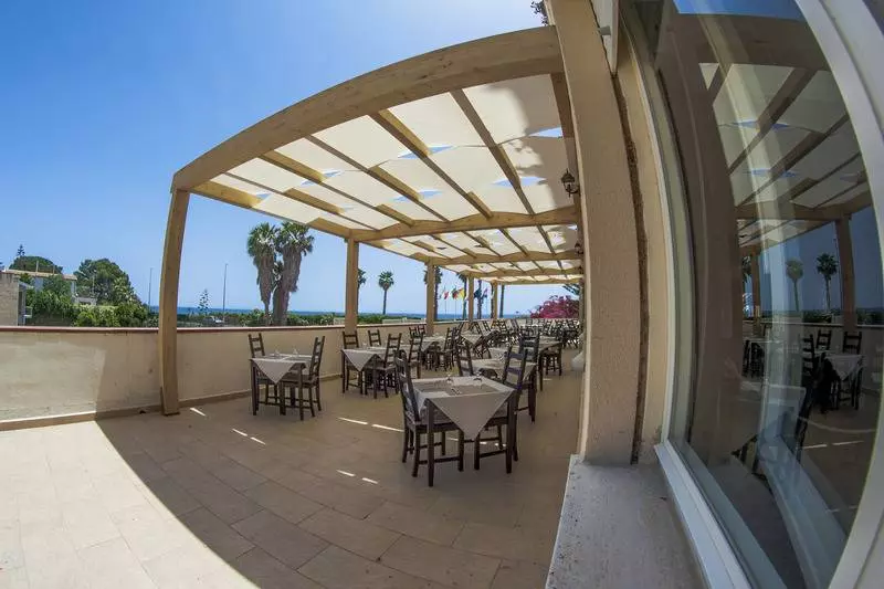 בית מלון כפרי President Sea Palace