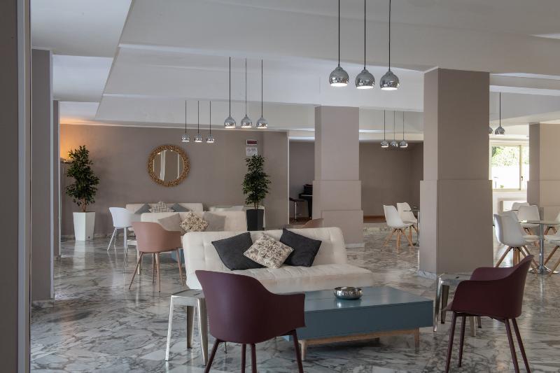 Отель President Sea Palace