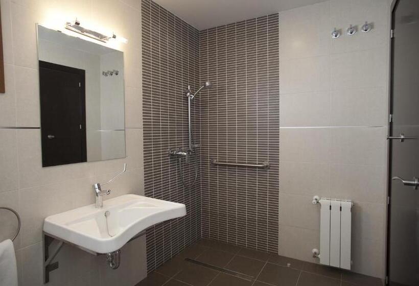 فندق Restaurante El Corte