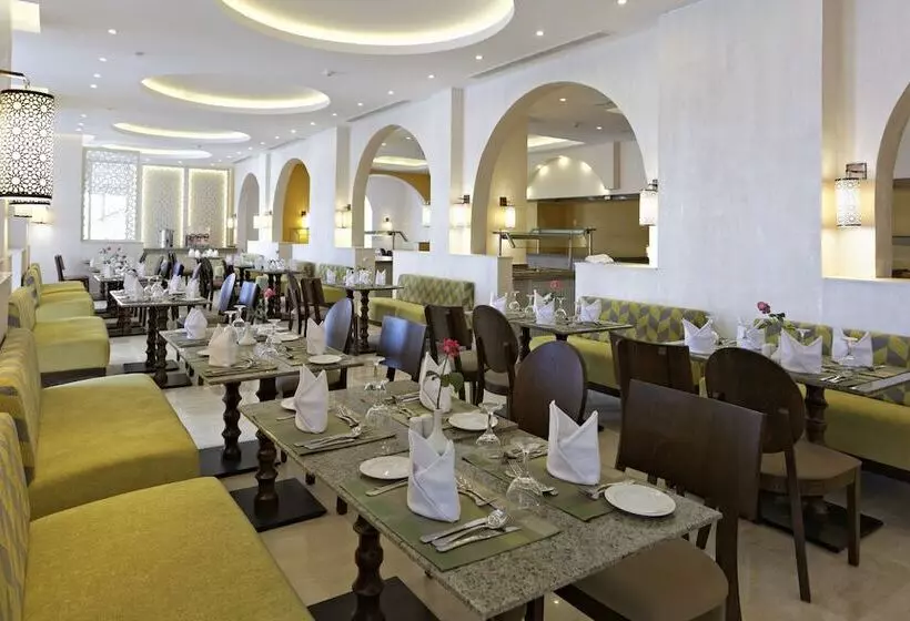 호텔 Royal Star Beach Resort