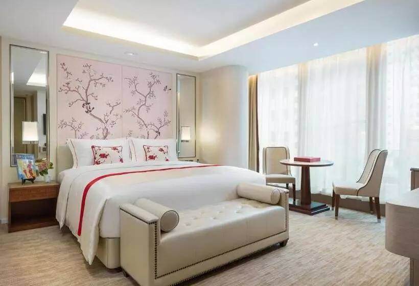 هتل The Pottinger Hong Kong